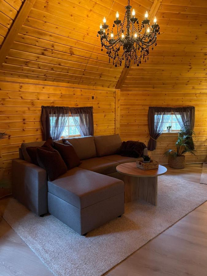 Koselig Dyregard I Tromso Hotell Eksteriør bilde